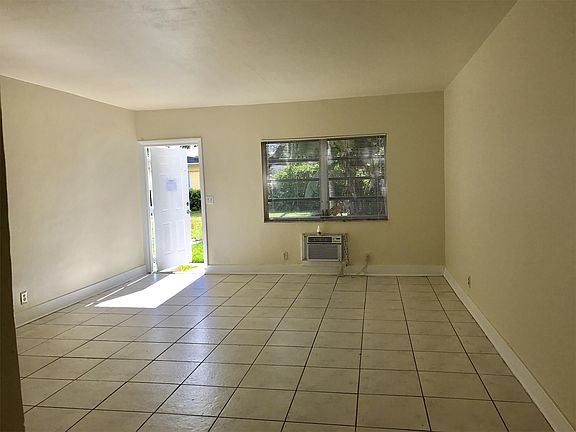 2nd image of 2303 Adams St #15731827