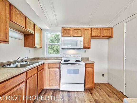 3rd image of 512 S Main St #14133721