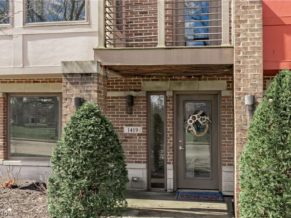 1419 Slate Ct, Cleveland, OH 44118