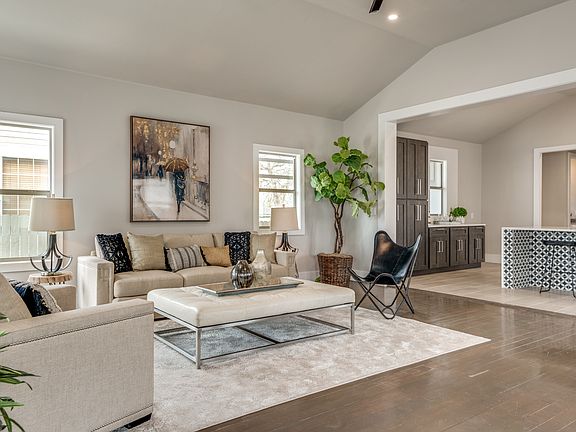 817 E Josephine St, San Antonio, TX 78208 | MLS #1470613 ...