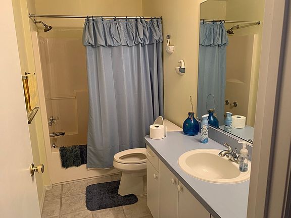 5th image of 722 Camino Del Rey Dr