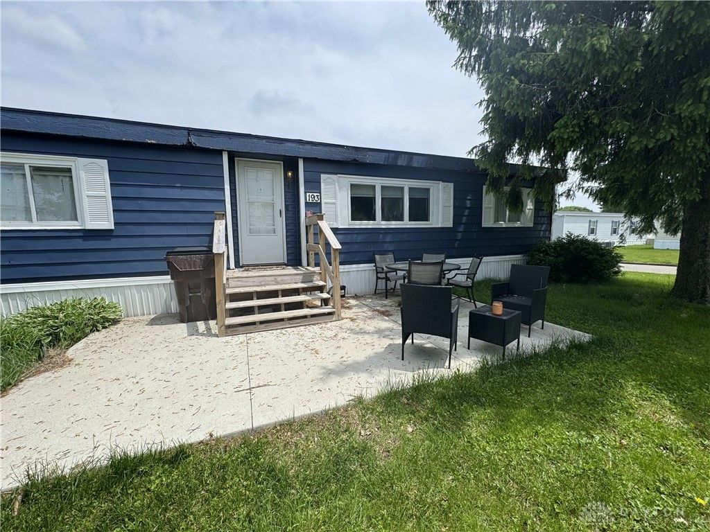 Real estate listing image