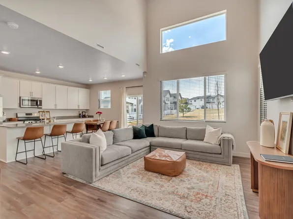 2017 N Red Yearling Dr #540, Saratoga Springs, UT 84045