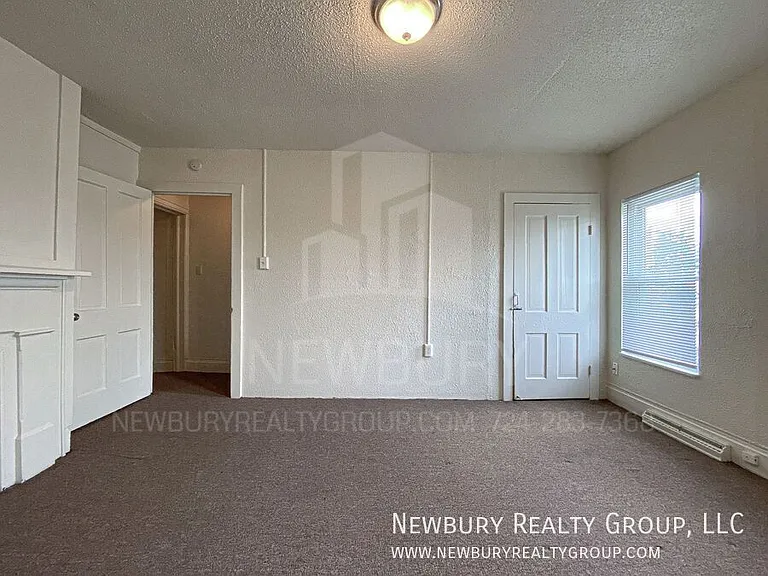 37 Hickory St — Photo 23