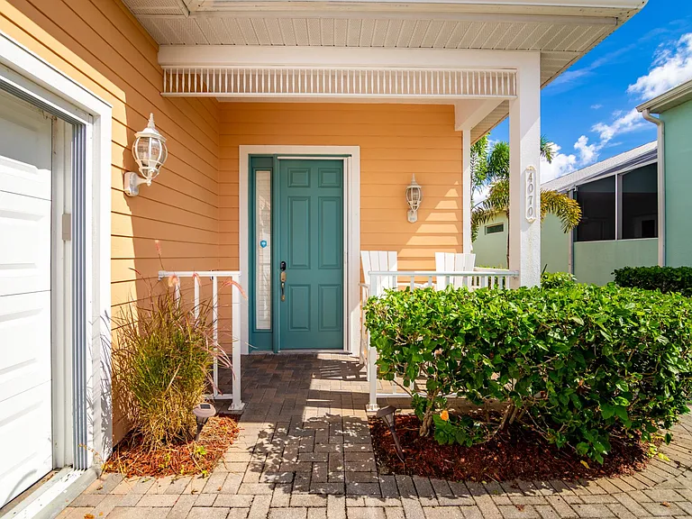 4070 Alamanda Key Dr — Photo 22