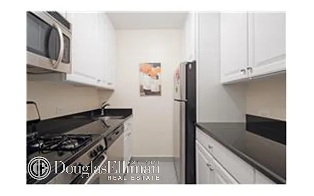 Rented by Douglas Elliman | media 11