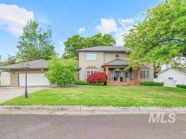 2220 14th St, Lewiston, ID 83501