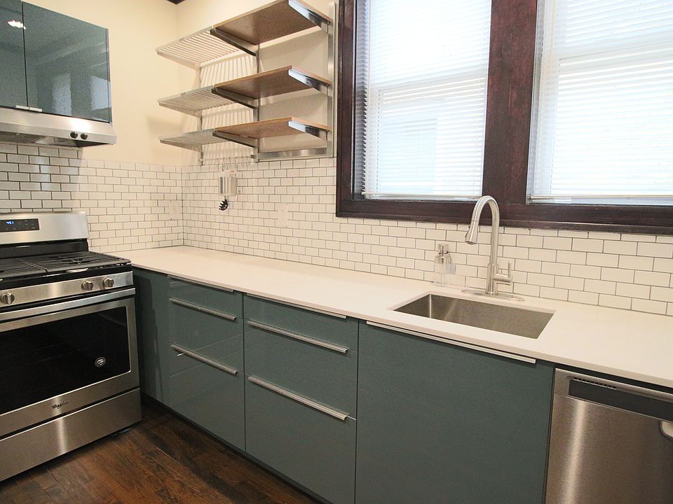 1st image of 5718 N Talman Ave #2