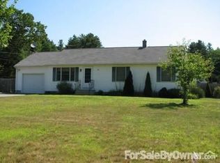 3 Plum Rd, North Grosvenordale, CT 06255