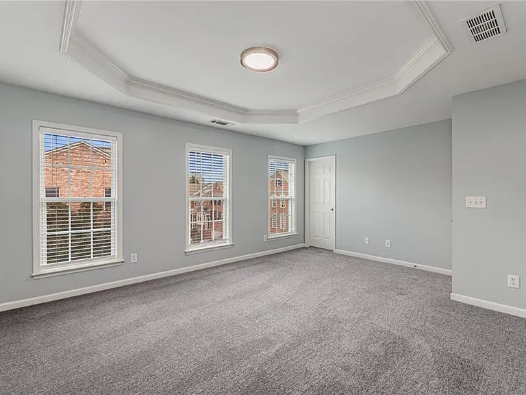 2784 Loftview Sq — Photo 29