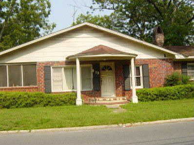 1st image of 813 Loch Laurel St