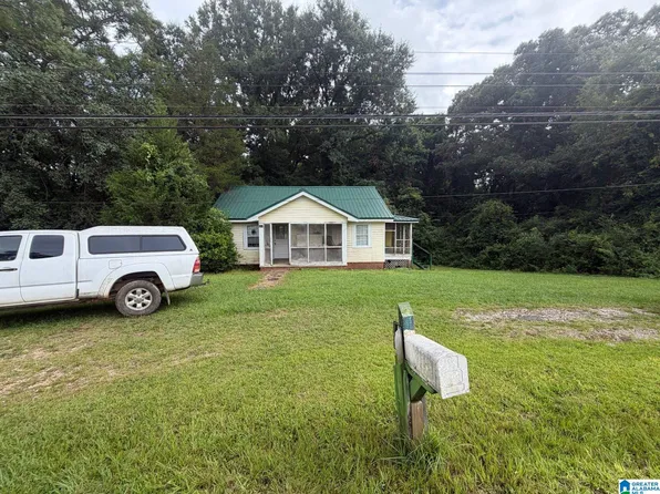 1112 Oldfield Rd, Sylacauga, AL 35150