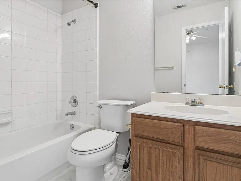 3805 Brandon Park Dr — Photo 11