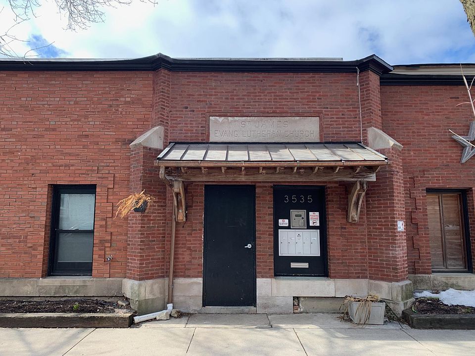 1st image of 3535 W Wrightwood Ave #1