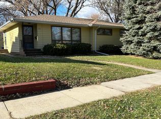 715 S Montana St, Mitchell, SD 57301