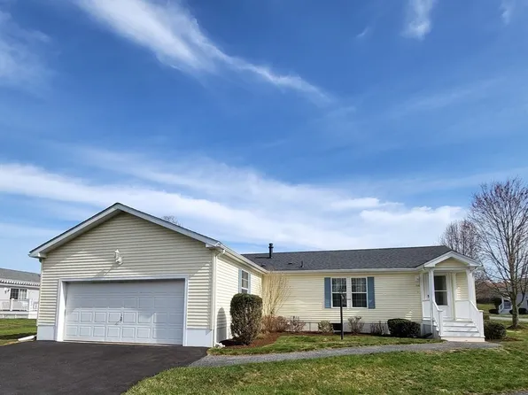 2311 Fox Run, Middleboro, MA 02346