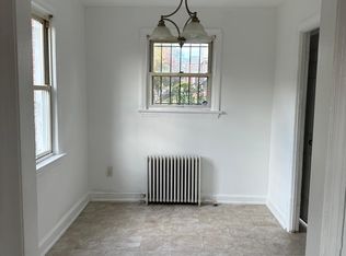 29 46th Pl NE #B, Washington, DC 20019