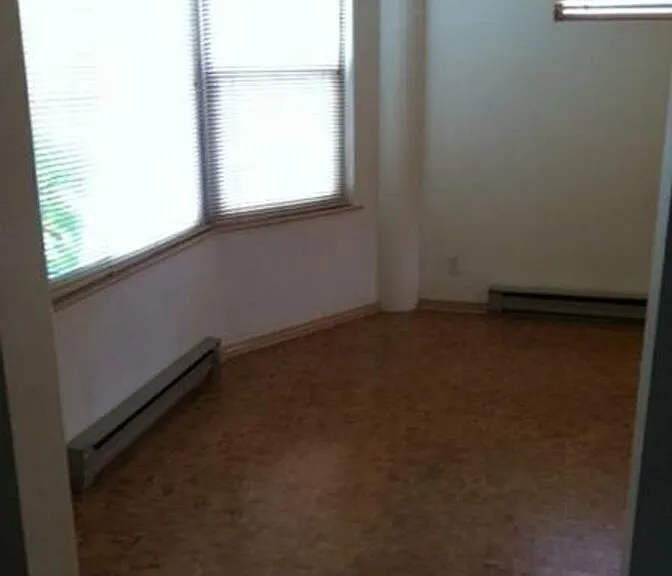 2915 E Alder St — Photo 11