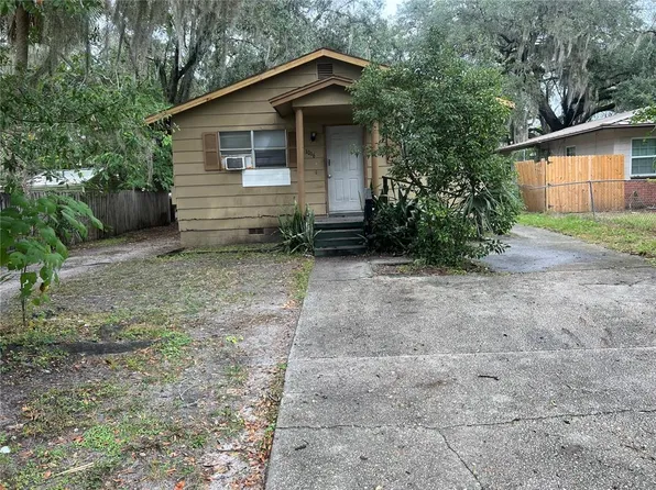 1016 W 8th St, Sanford, FL 32771