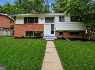 901 Kenbrook Dr, Silver Spring, MD 20902