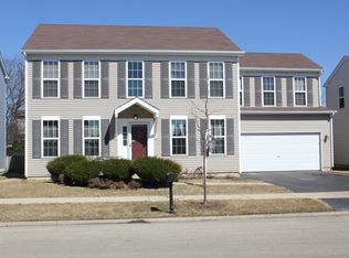 708 Hoover Dr, Oswego, IL 60543