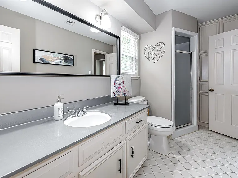 1807 Saddlecreek Dr — Photo 10