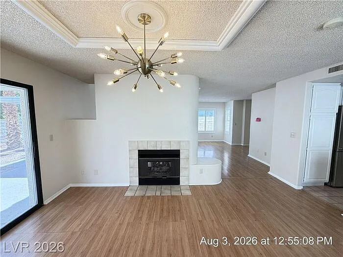 4 bed, 3.0 bath, 2375 sqft, $2,550 — Photo 4