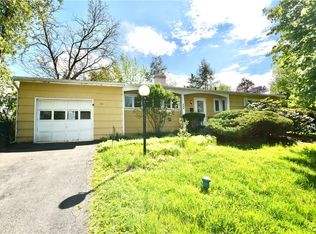 246 Blackberry Rd, Liverpool, NY 13090