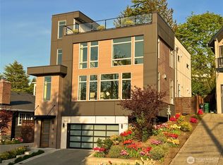 9312 45th Ave SW, Seattle, WA 98136