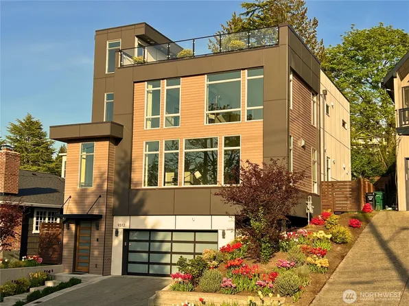 9312 45th Avenue SW, Seattle, WA 98136
