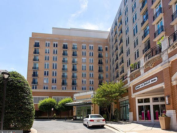 5th image of 155 Potomac Psge Unit 910