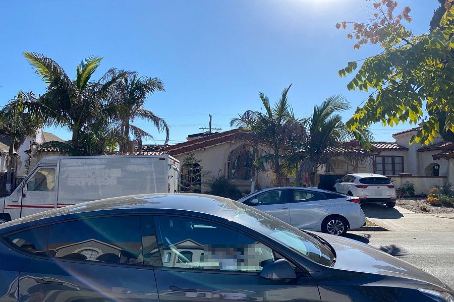 1st image of 1134 W 80th St
