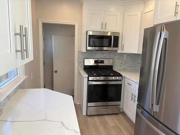 2nd image of 75 Paradise Rd