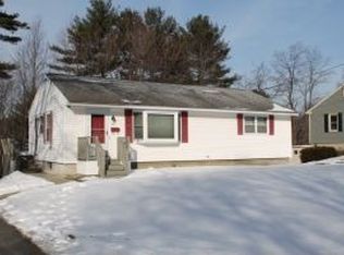 39 Howe Rd, Pittsfield, MA 01201