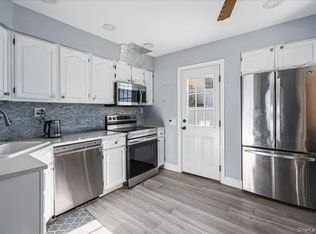 57 Pond Ln, Levittown, NY 11756
