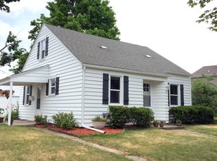 325 Academy St, Portland, MI 48875