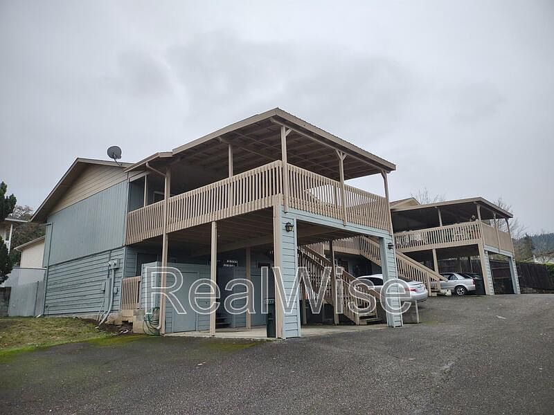 1st image of 2963 W Lorraine Ave