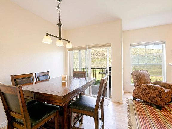 4th image of 900 Bitner Rd APT E17