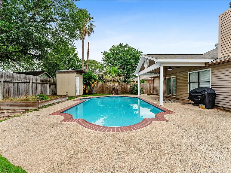 5622 Village Park Dr — Photo 33