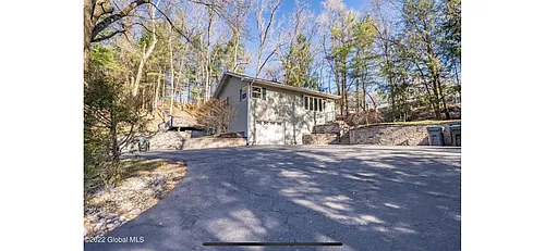 245 Church Rd #B Photo 1