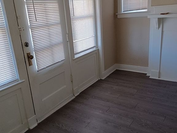 4th image of 4417 Independence Ave #837853