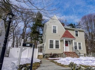 68 Pleasant St, Methuen, MA 01844