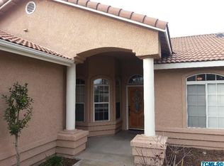 268 E Jackson Ave, Tulare, CA 93274