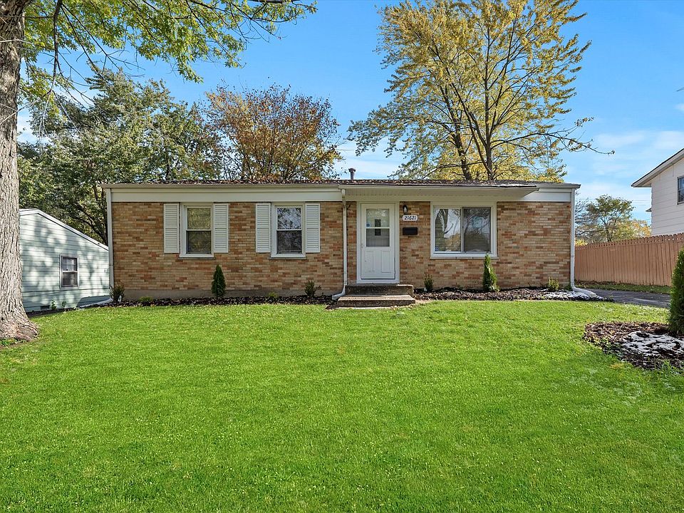 1st image of 21621 Clyde Ave