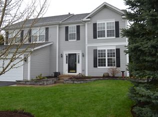 76 Carmella Dr, Crystal Lake, IL 60012