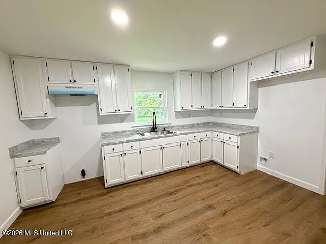 4513 Pine St — Photo 8