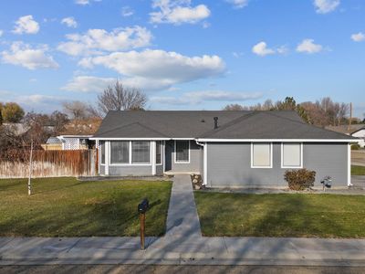 328 Crestwood Dr, Nampa, ID, 83686