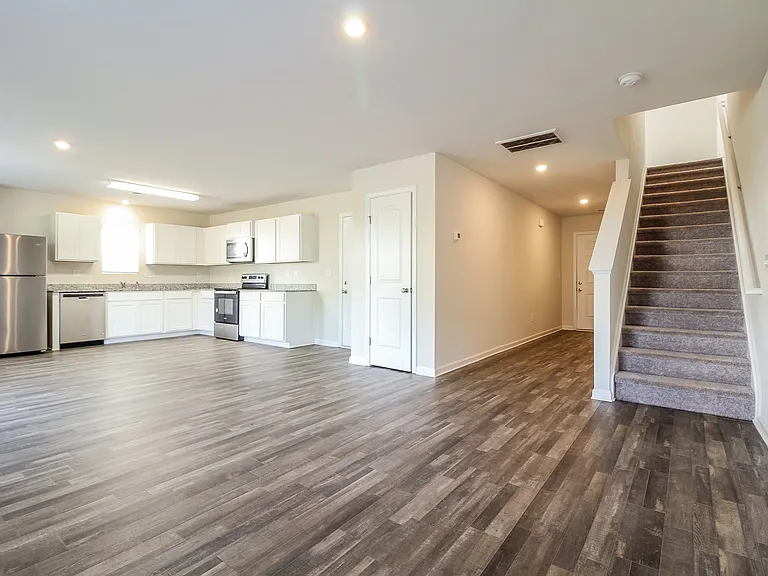 17 Carters Green Dr — Photo 3