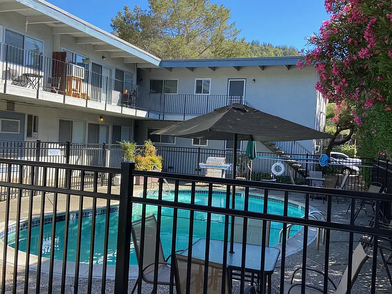 21 Merrydale Rd #3 — Photo 14