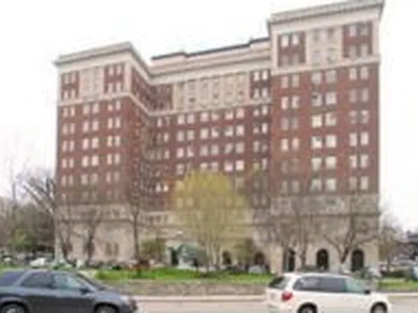 3900 Rose Hill Ave APT 1104A, Cincinnati, OH 45229